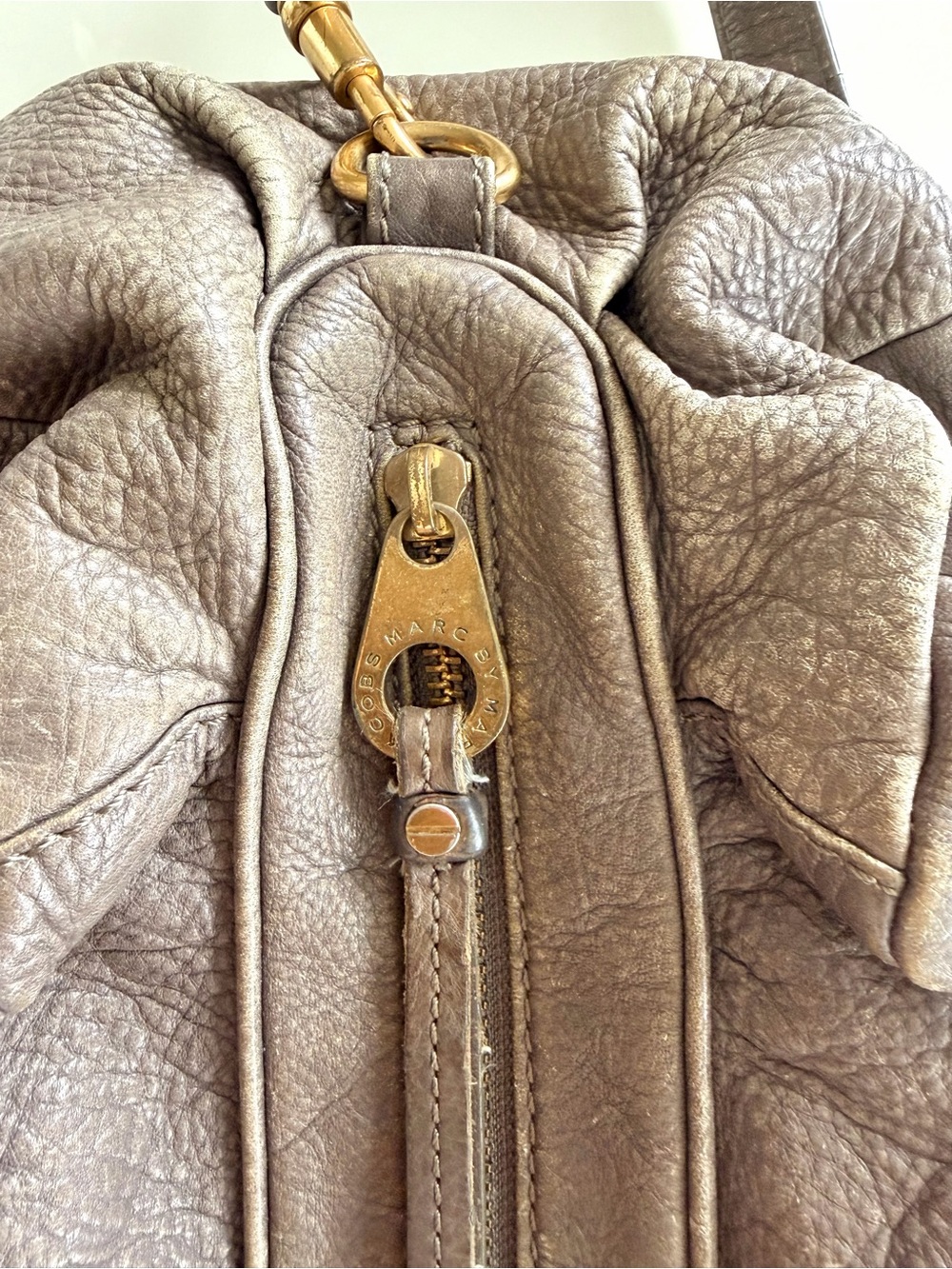 Vintage Marc Jacobs Classic Q Shoulder Bag with Removable Strap - Picture 9 of 9